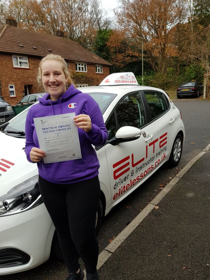 Congratulations to Kim's pupil Faye for a lovely driving test pass at #Chertsey Test Centre today, super #driving! #drivingtest #safedriving #freedom