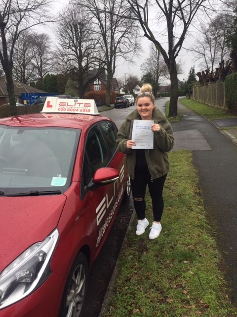 A lovely pass for Sue's pupil Lizzie this month who achieved a fantastic #firsttimepass! #Safedrivingforlife #ELITEDrivingSchool