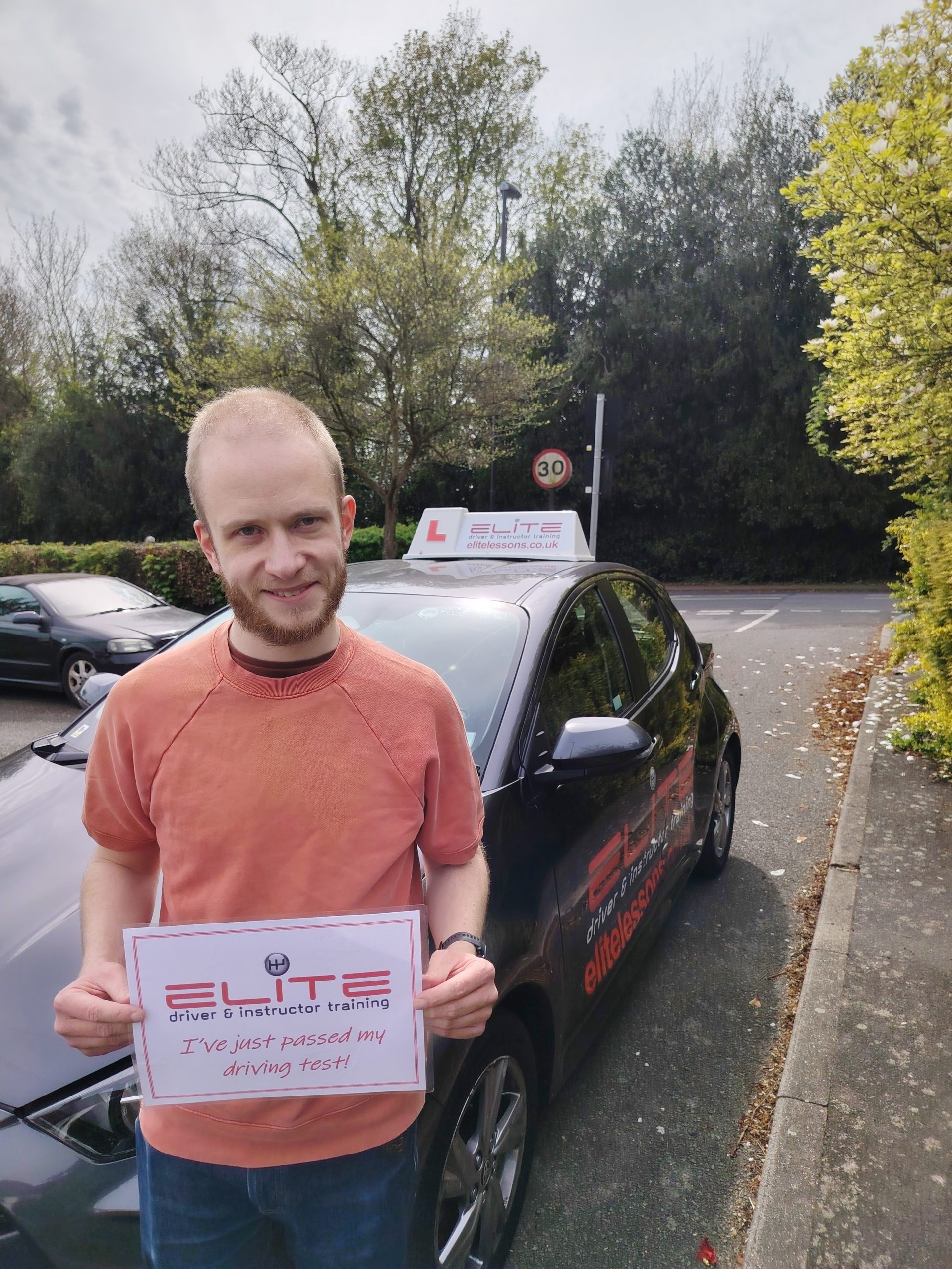 Callum took automatic driving lessons in Croydon with Sylwia