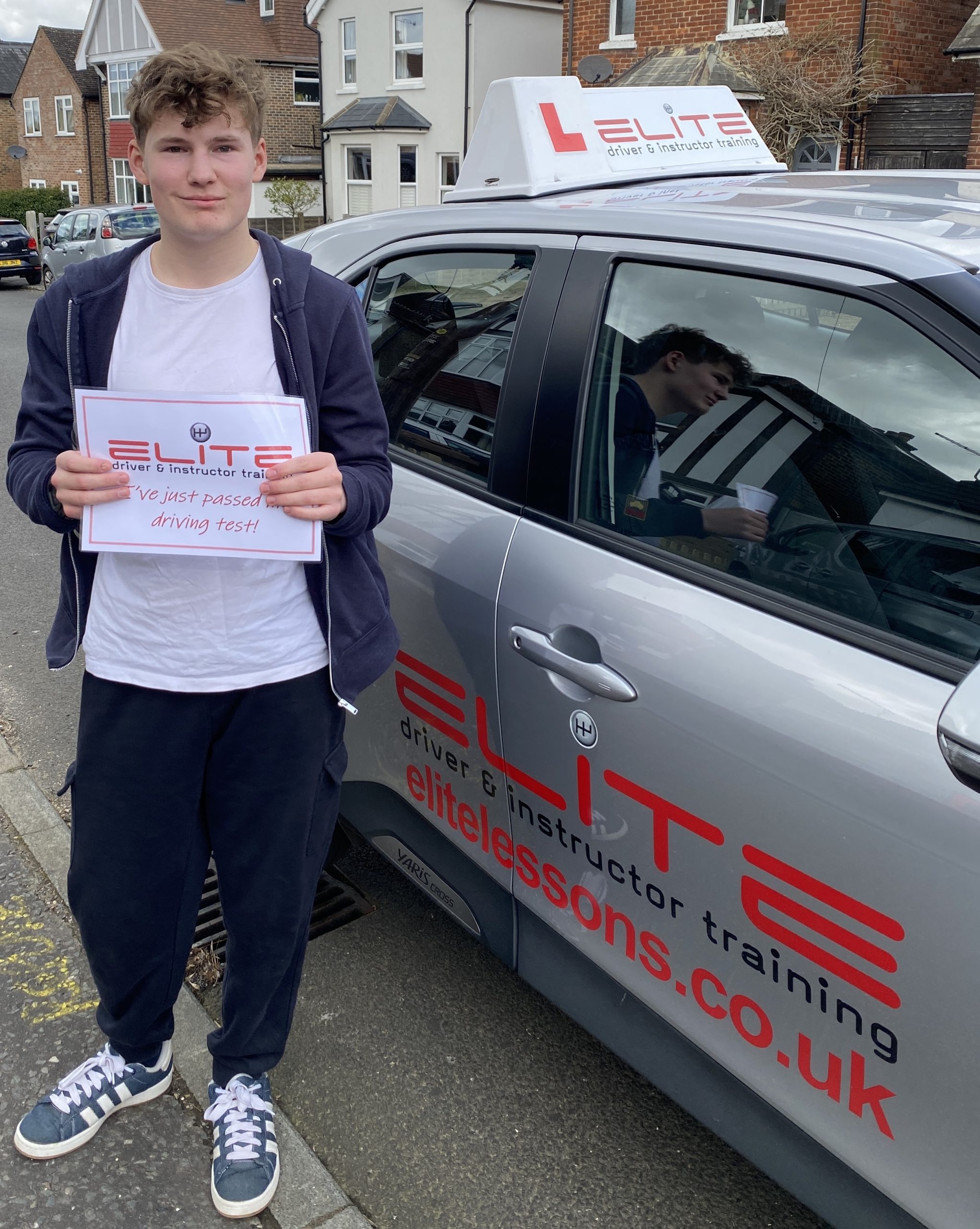 Theo took automatic driving lessons in Redhill with Tim