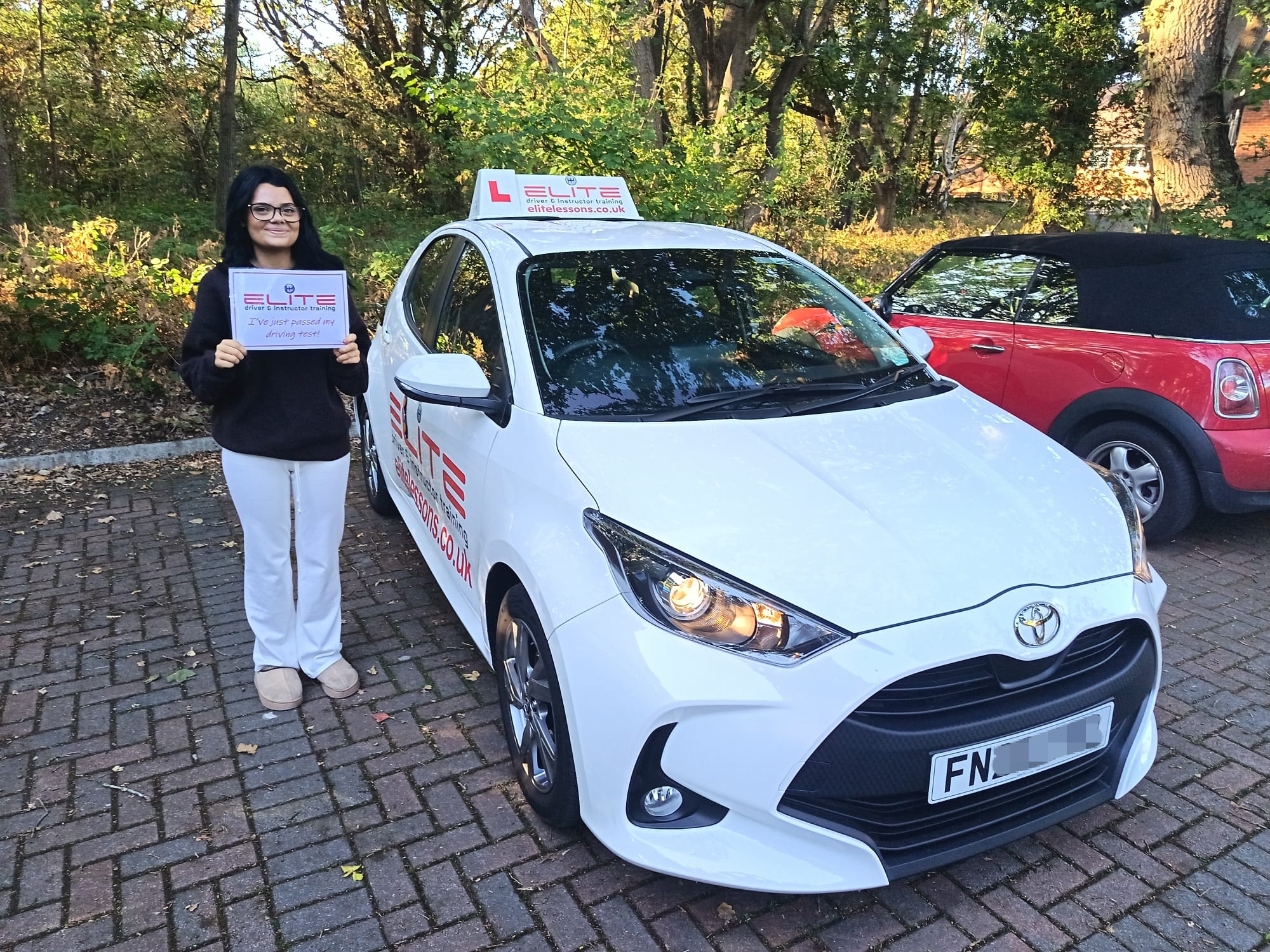 Nadine passed in Chertsey after taking automatic lessons with James