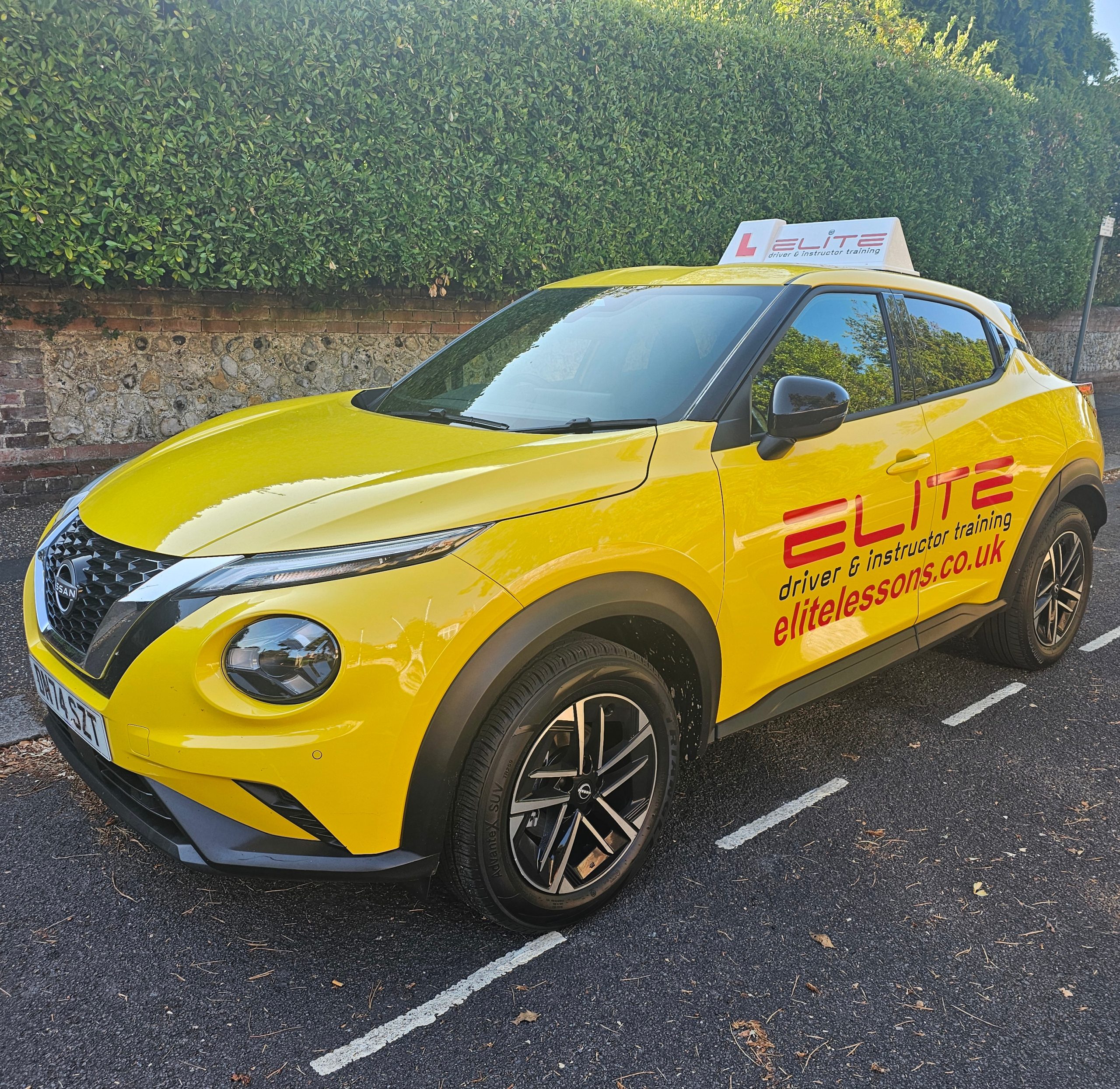 Doug Nissan Juke Doug Nissan Juke